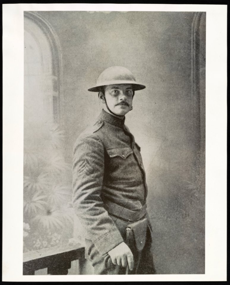 Poet Joyce Kilmer in uniform during his service in the 165th Infantry Regiment LCCN2015645508
