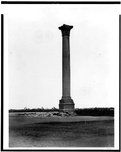 Pompey's Pillar) - A. Beato LCCN92500739