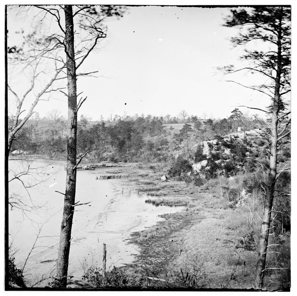 Point of Rocks, Virginia (vicinity).) View along river LOC cwpb.02045
