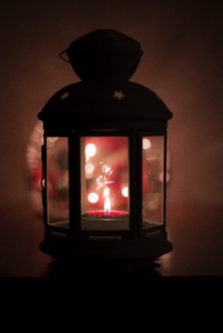 Illuminated candle decoration