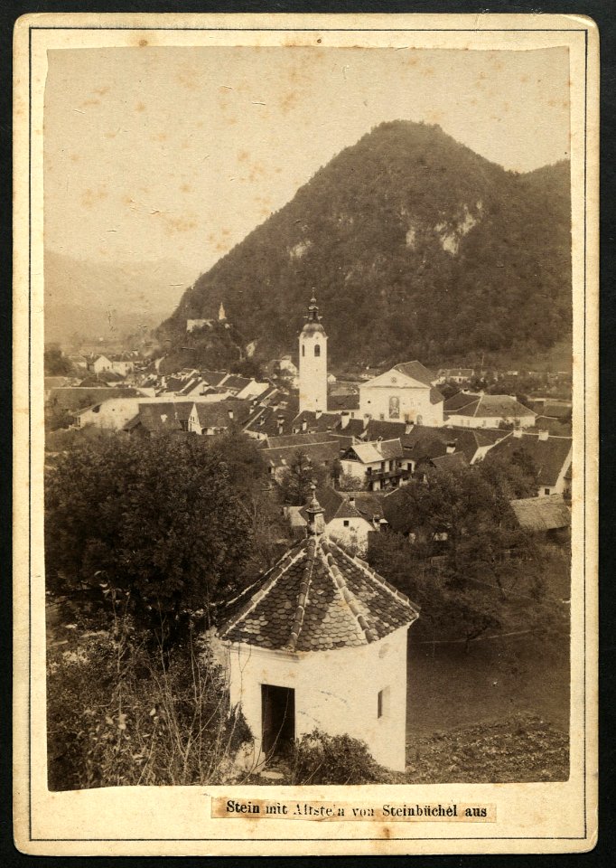 Pogled na Šutno z Malim gradom in Stari grad izpred gradu Zaprice po 1891