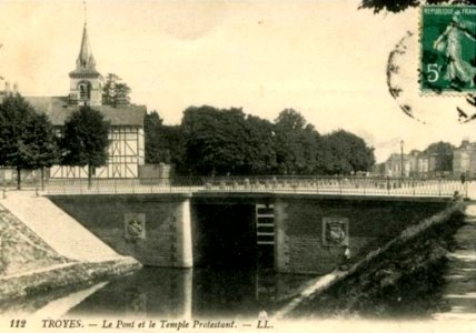 Pont de l'écluse de Troyes