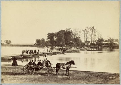 Pontoon bridge across Potomac River from Georgetown, D.C. to Analostan Island, June 1865 LCCN2015647130 photo