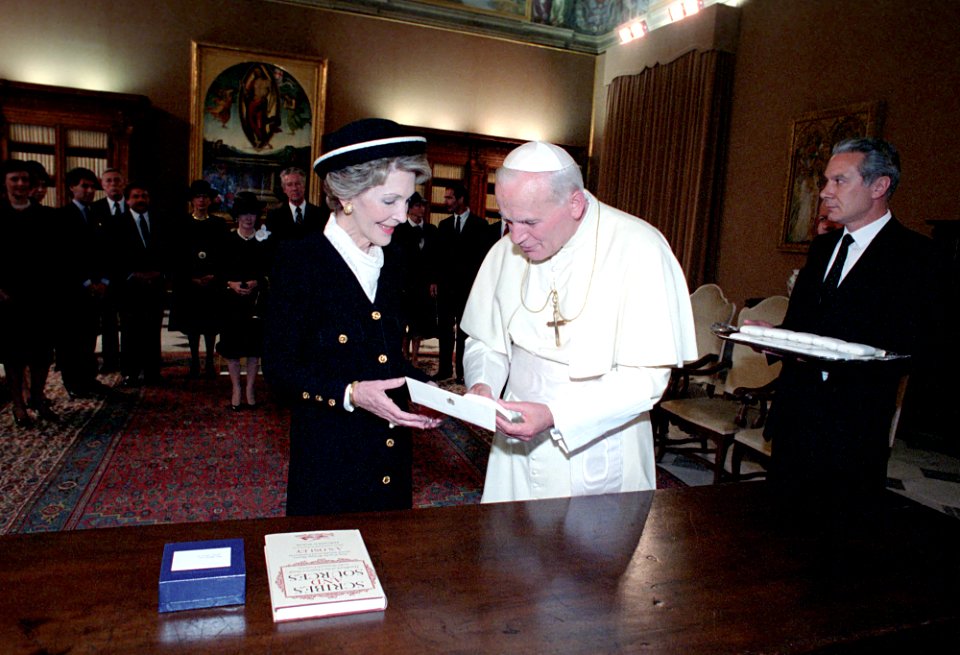 Pope John Paul II and Nancy Reagan