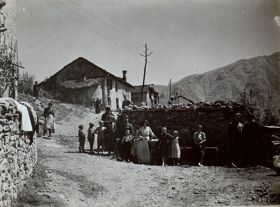 Porcen bei Feltre. Straßenbild. (BildID 15644806)