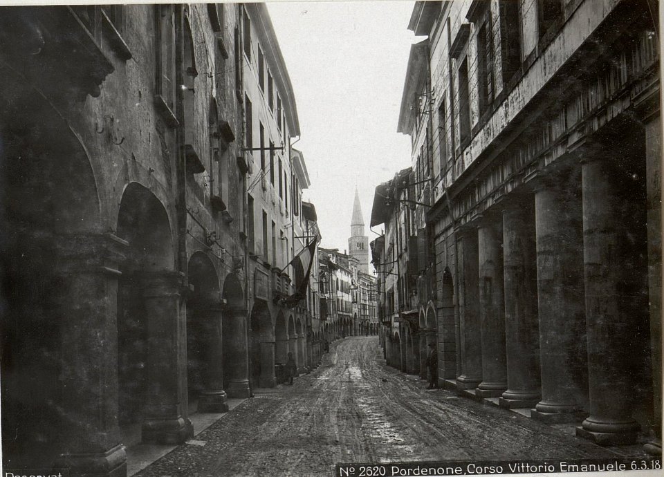 Pordenone, Corso Vittorio Emanuele 6.3.18. (BildID 15615575)