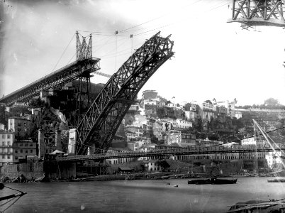 Ponte Pênsil e Luís I c. 1883. Emílio Biel