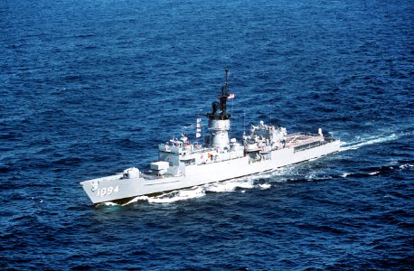 Port bow view of USS Pharris (FF-1094) underway during Fleet Week New York 1989 DN-ST-89-07759