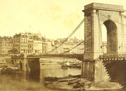 Pont de la Réforme and Quai des Ormes