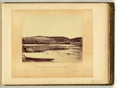 Pontoon bridge across the Potomac, at Berlin - Alex. Gardner, photographer. LCCN2006685376 photo