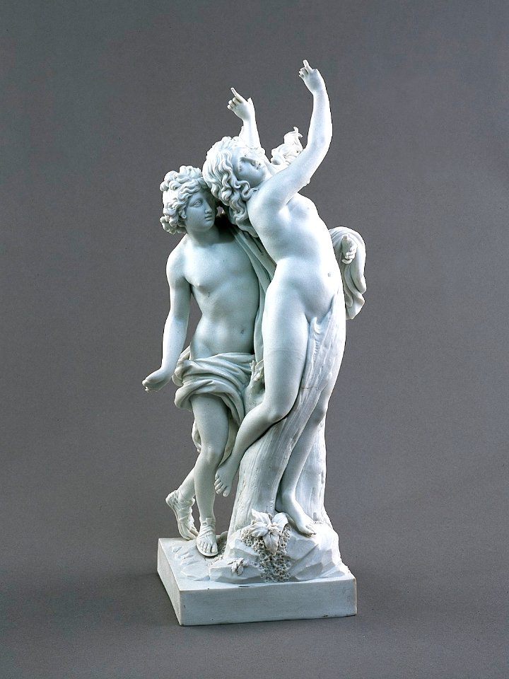 Porslin. Vit figurgrupp - Apollo och Dafne - Hallwylska museet - 89211