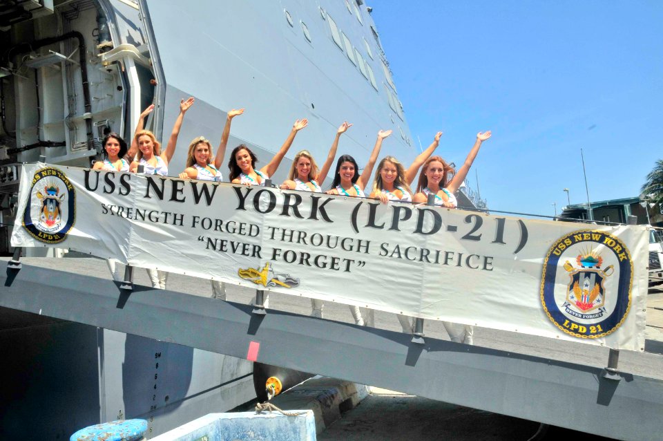 Port Everglades Fleet Week 2014 140429-N-YO707-169