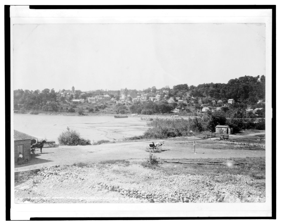 Port Henry from steamer wharf, Lake Champlain, N.Y. LCCN2004671584