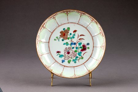 Porslinstallrik gjord i Kina på 1700-talet - Hallwylska museet - 96122