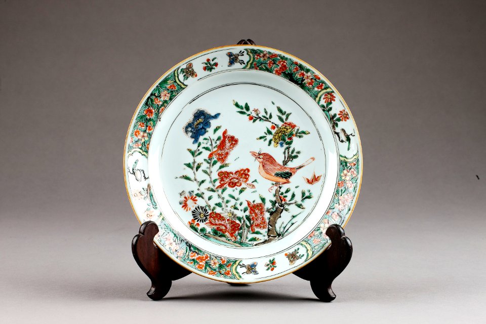 Porslinstallrik, Kangxi, Qing-dynastin, 1662-1722 - Hallwylska museet - 95705