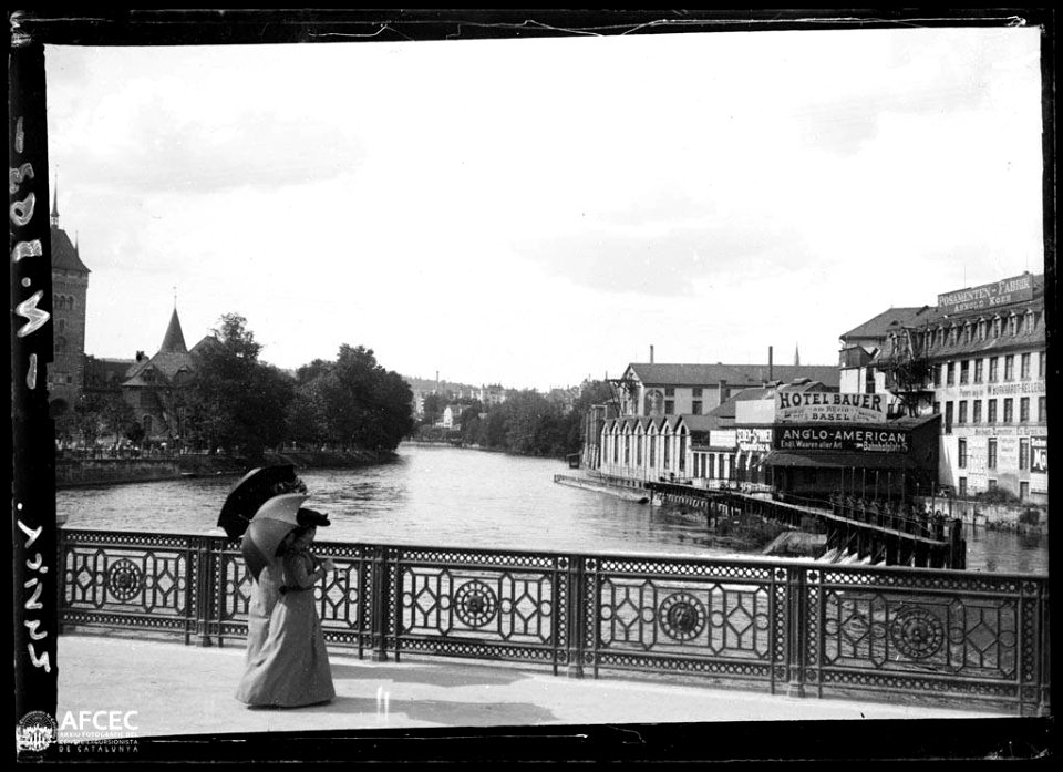 Pont sobre el riu Limmat a Zuric