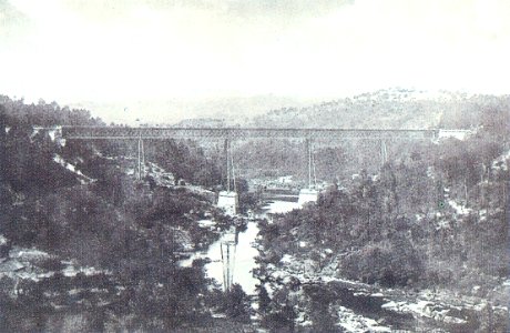 Ponte Ferroviaria do Tamega - Os Caminhos de Ferro Portugueses 1856-2006