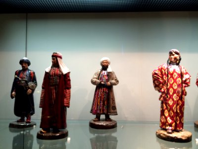Porcelain sculptures Peoples of Russia 03 photo