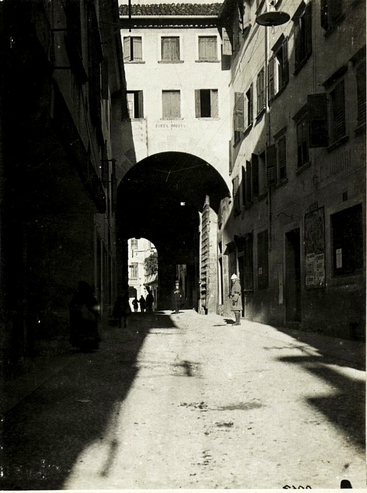 Porta Doiona in Belluno. (BildID 15417620)