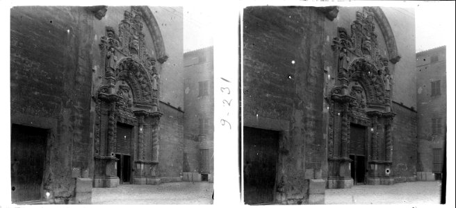 Porta d'una església de Palma de Mallorca