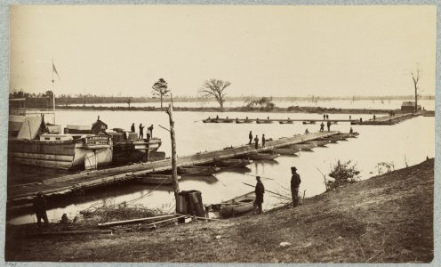 Pontoon bridge at Deep Bottom, James River, Va LCCN2012649830