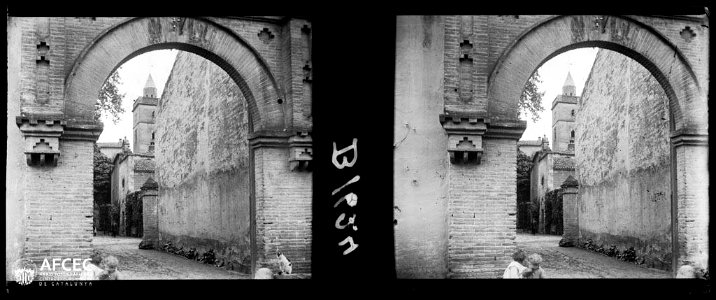 Portal d'entrada a la Mogoda