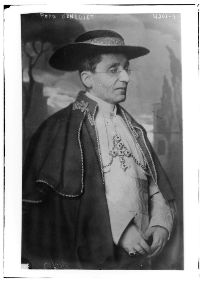 Pope Benedict LCCN2014705293
