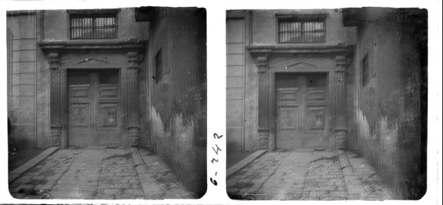 Portal del carrer de Sant Agustí Vell