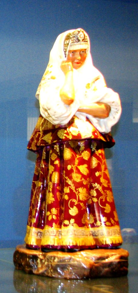 Porcelain sculptures -Peoples of Russia- 02c