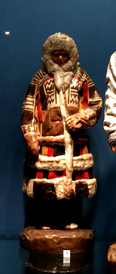 Porcelain sculptures Peoples of Russia 05b