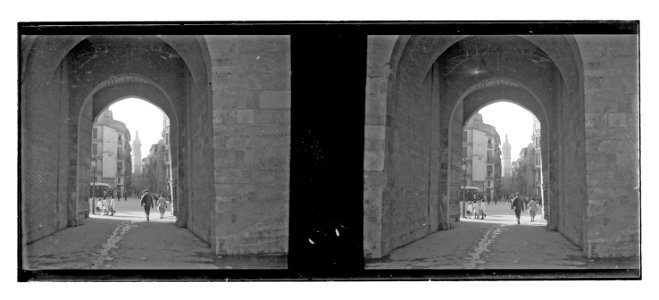 Portal de les Torres de Serrans