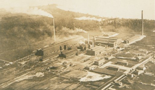 Port Colborne Ontario from the Air (HS85-10-37519) photo