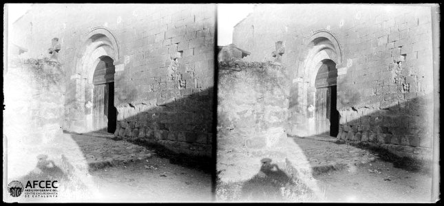 Portal del monestir de Santa Maria de Gualter