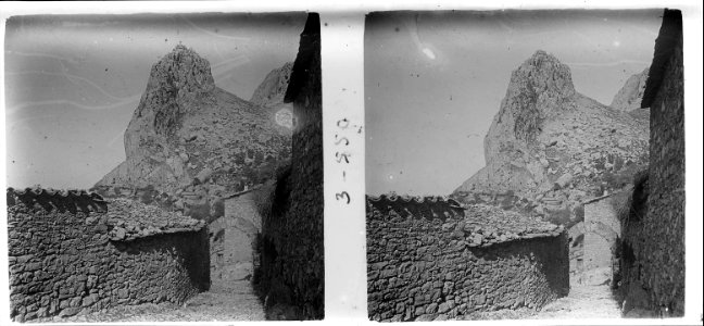 Portal i muntanya d ' Abella de la Conca