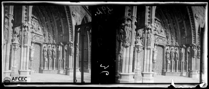 Portal principal de la catedral de Lleó
