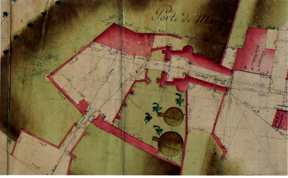 Porte médiévale de Mars 1718