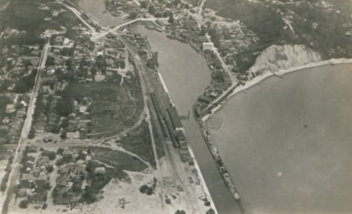 Port Stanley Ontario from the Air (HS85-10-37544)