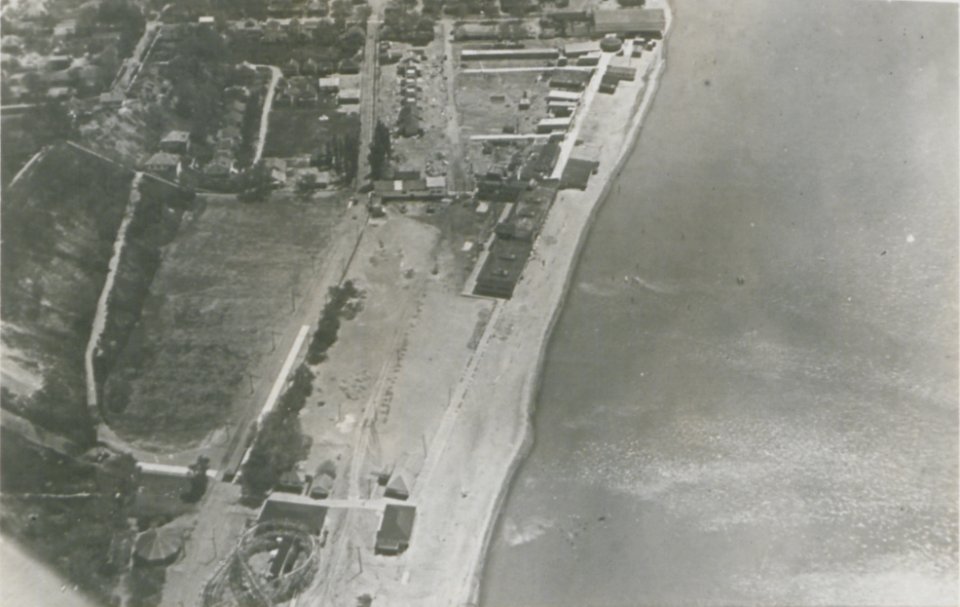 Port Stanley Ontario from the Air (HS85-10-37548)