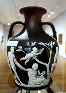 Portland Vase, Josiah Wedgwood & Sons, c. 1795, No. 9 of a limited edition, blue-black and white jasperware, view 3 - Fogg Art Museum, Harvard University - DSC01281