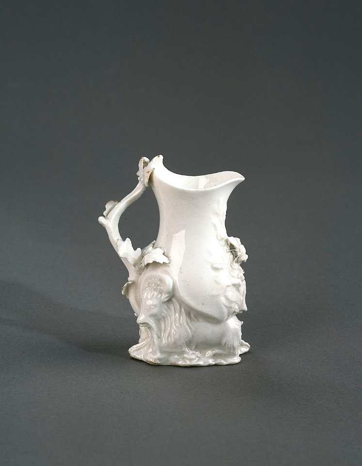 Porslin. Vit grädkanna - Hallwylska museet - 89290