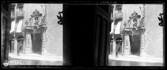 Porta de l'Olivera a la catedral de Tortosa (AFCEC GAUSACHS B 10048)