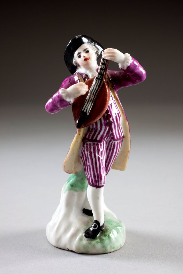 Porslinsfigur från 1700-talets andra hälft - Hallwylska museet - 93888