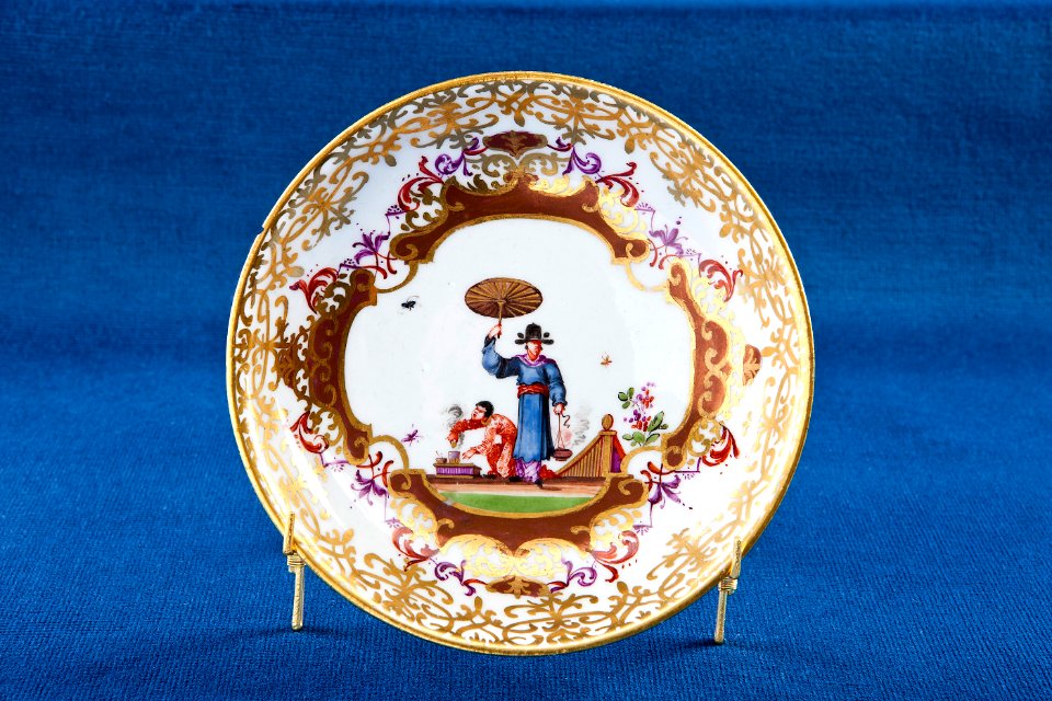 Porslinstallrik dekorerad med kineserier från Meissen 1723 - Hallwylska museet - 93912