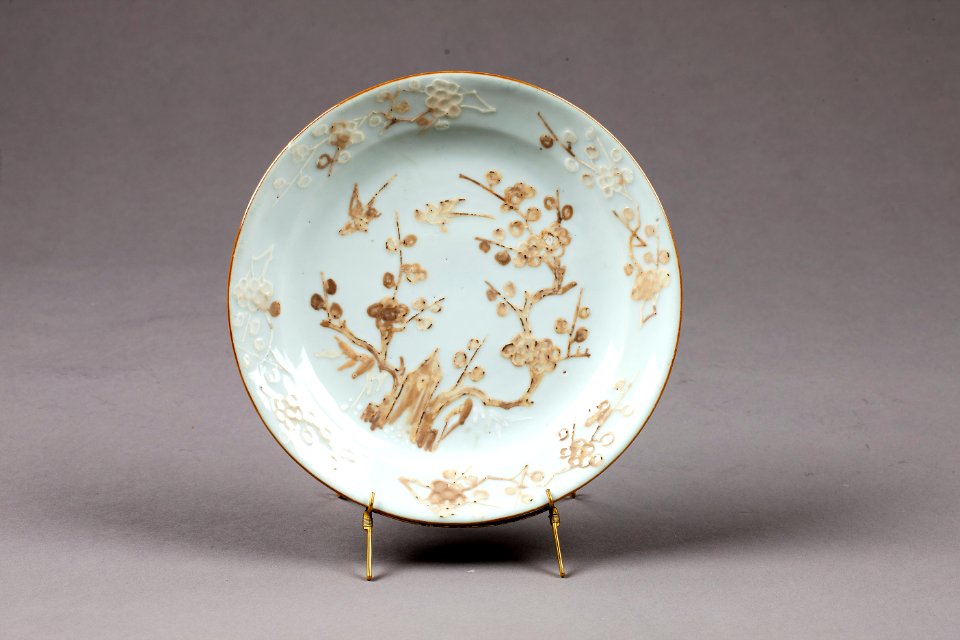 Porslinstallrik gjord i Kina 1662-1722 - Hallwylska museet - 96158