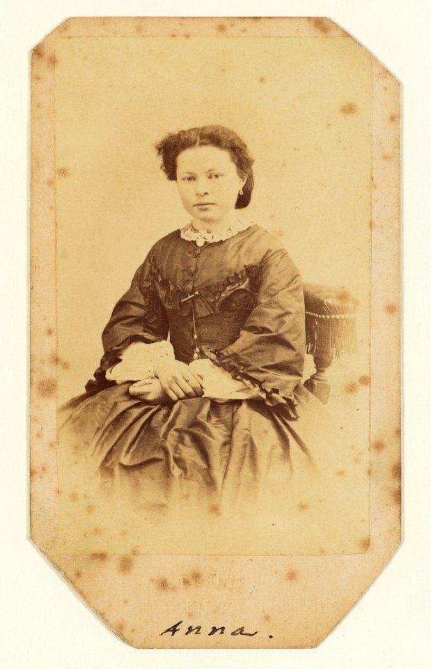 Portrait de femme994 0079 40