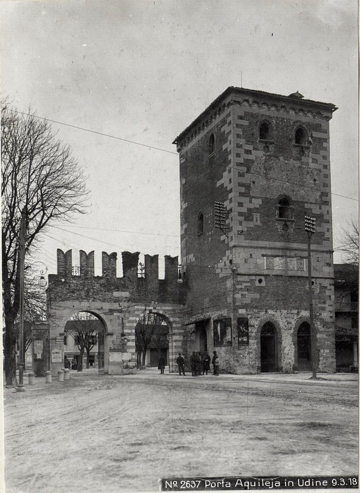 Porta Aquileja in Udine 9.3.18. (BildID 15615694)