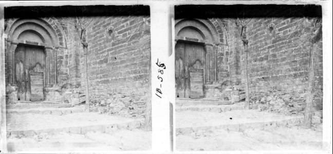 Portalada romànica de Vilanova de Meià