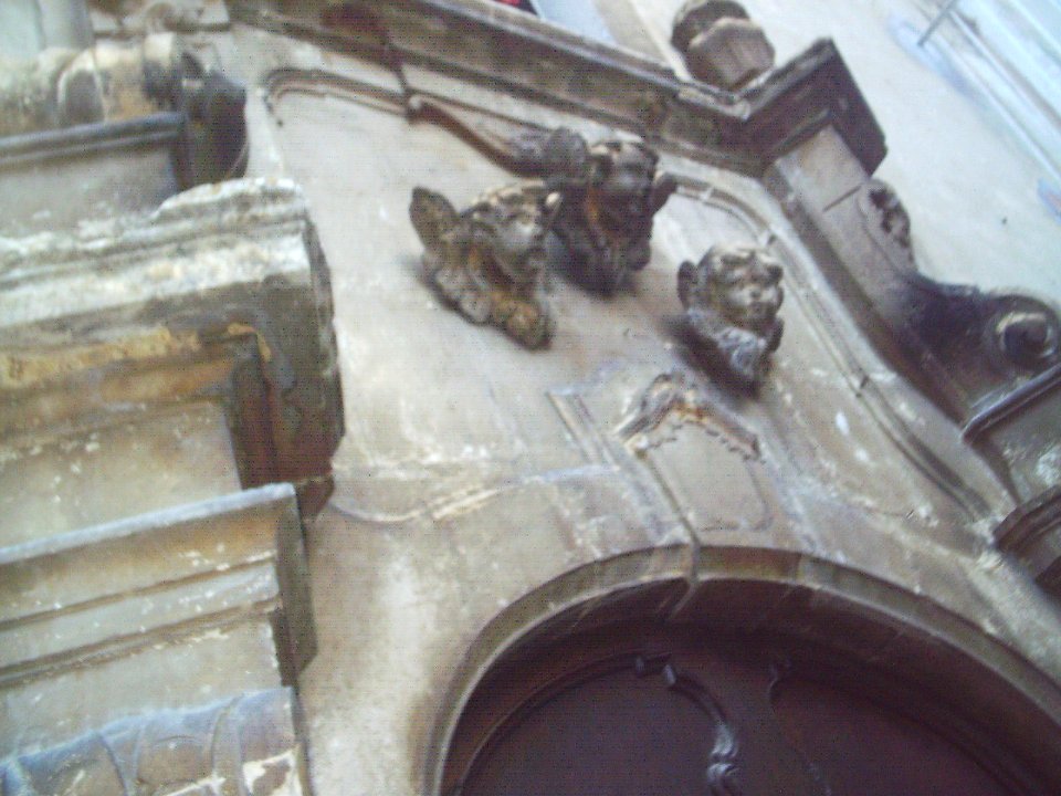 Portale Palazzo Serafini