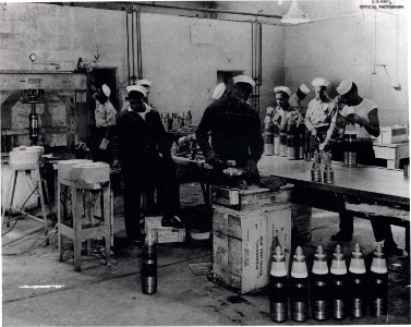 PortChicagoAmmowork1943