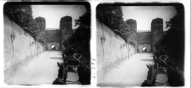 Porta San Sebastiano de la muralla aureliana de Roma